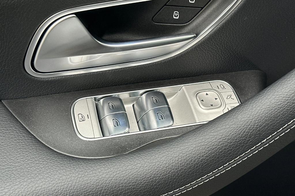 new 2026 Mercedes-Benz GLS 450 car, priced at $97,100