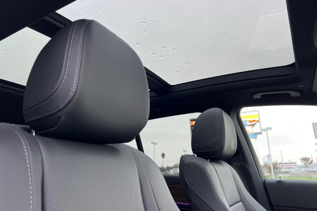 used 2025 Mercedes-Benz GLE 350 car, priced at $55,331