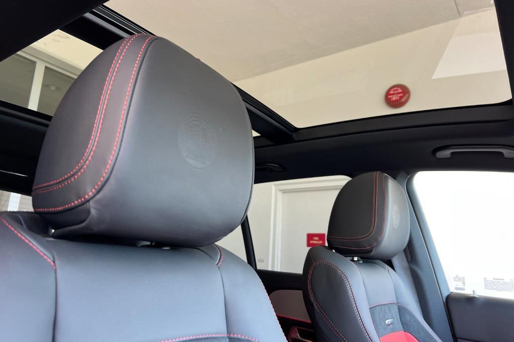 new 2025 Mercedes-Benz AMG GLE 53 car, priced at $91,735