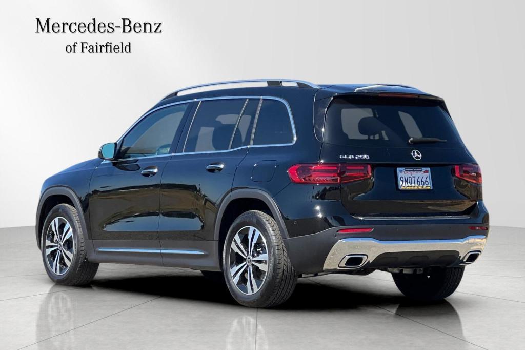 used 2025 Mercedes-Benz GLB 250 car, priced at $36,594