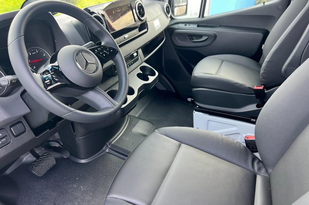 new 2026 Mercedes-Benz Sprinter 2500 car, priced at $61,390