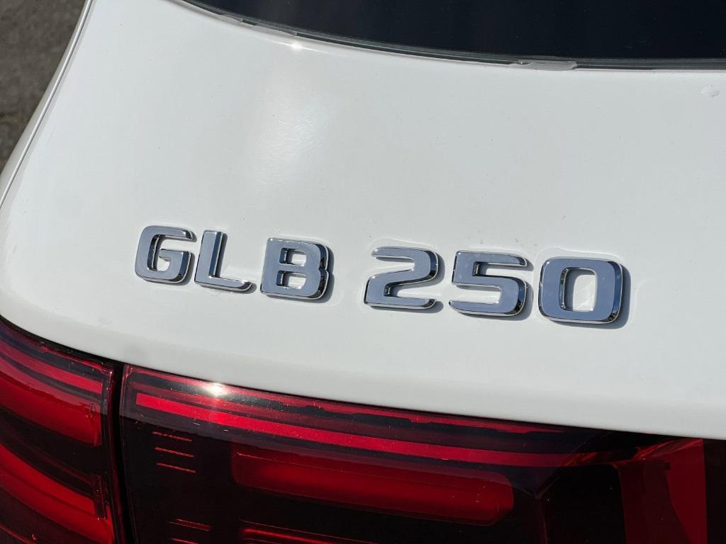 new 2026 Mercedes-Benz GLB 250 car, priced at $50,010