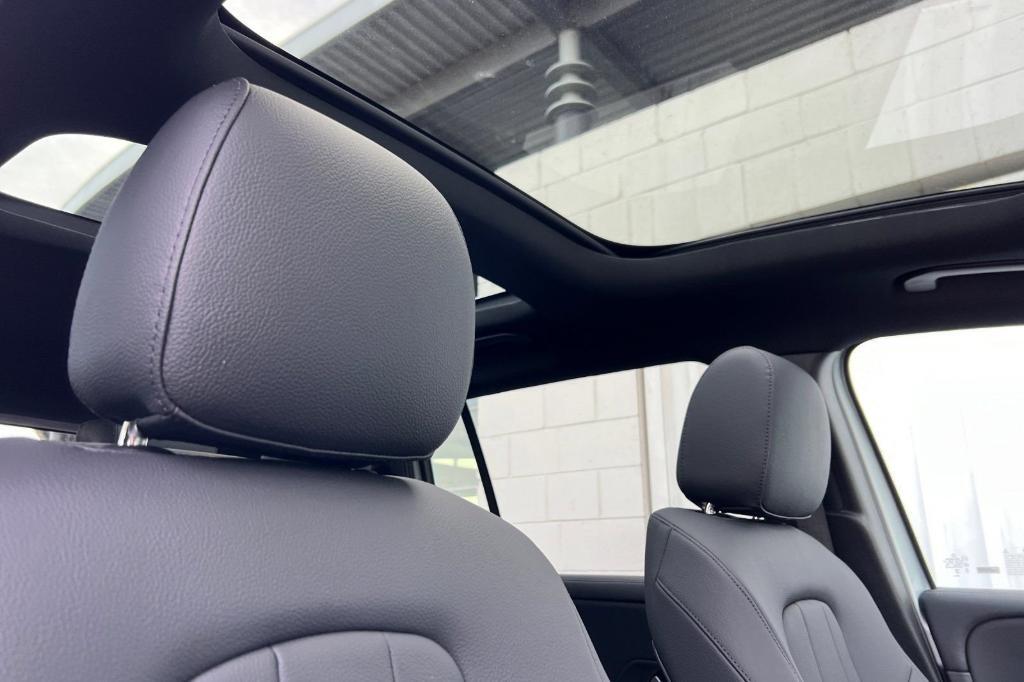 new 2026 Mercedes-Benz GLB 250 car, priced at $49,325