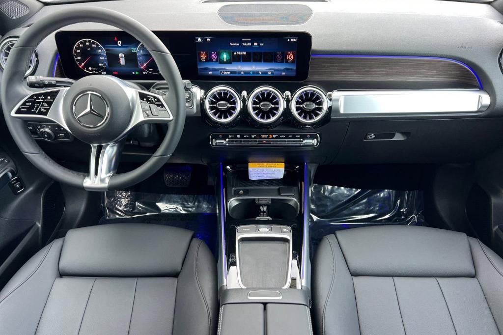 new 2026 Mercedes-Benz GLB 250 car, priced at $49,325