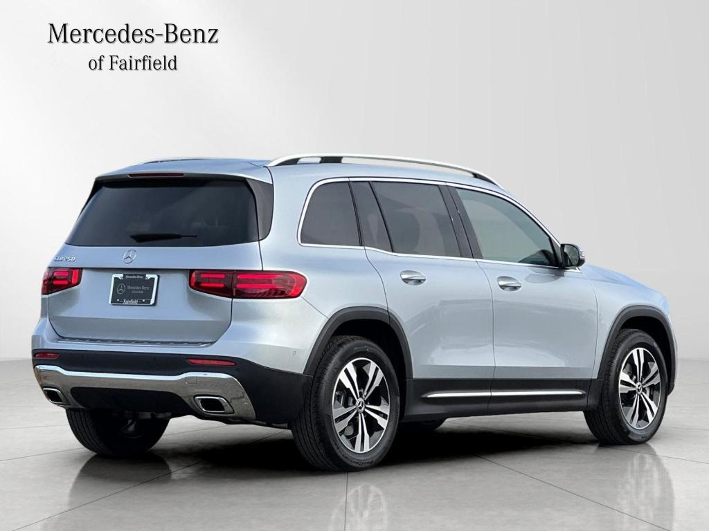 new 2026 Mercedes-Benz GLB 250 car, priced at $49,325