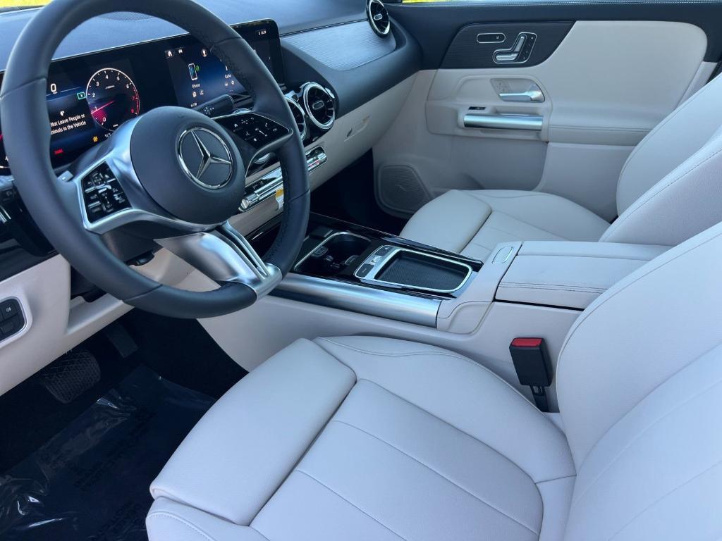 new 2026 Mercedes-Benz GLA 250 car, priced at $47,180
