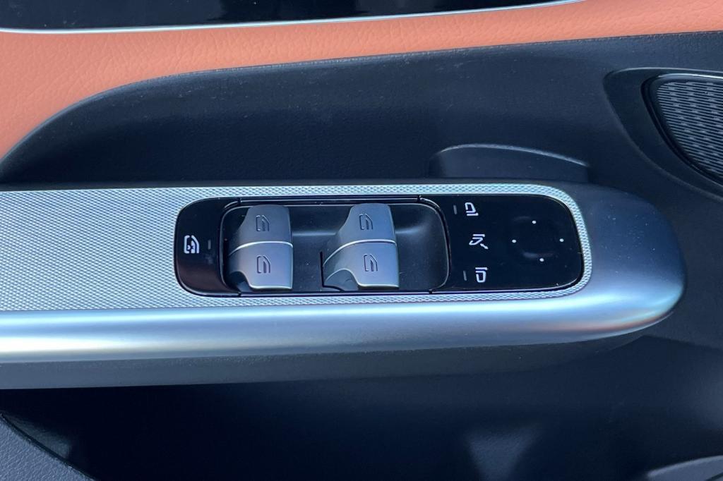 new 2026 Mercedes-Benz GLC 300 car, priced at $56,365