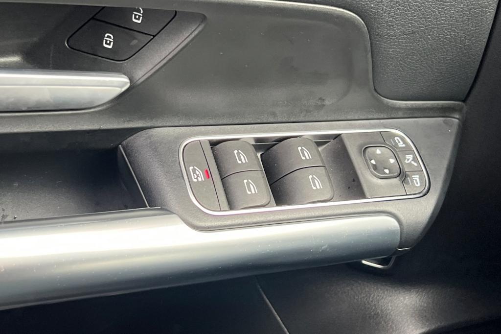 used 2025 Mercedes-Benz GLA 250 car, priced at $36,695