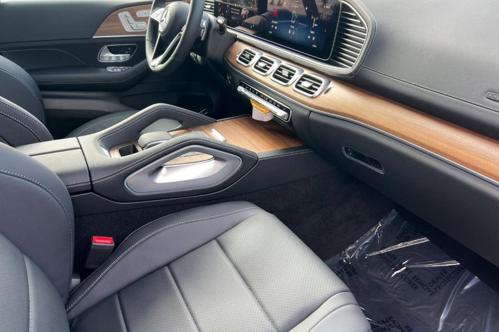new 2026 Mercedes-Benz GLE 350 car, priced at $71,650