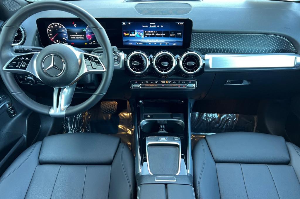 used 2026 Mercedes-Benz GLB 250 car, priced at $43,084