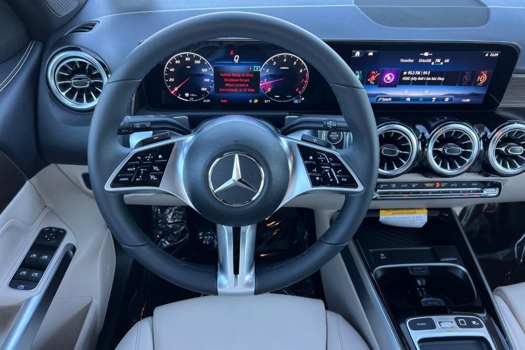 new 2025 Mercedes-Benz GLB 250 car, priced at $52,030