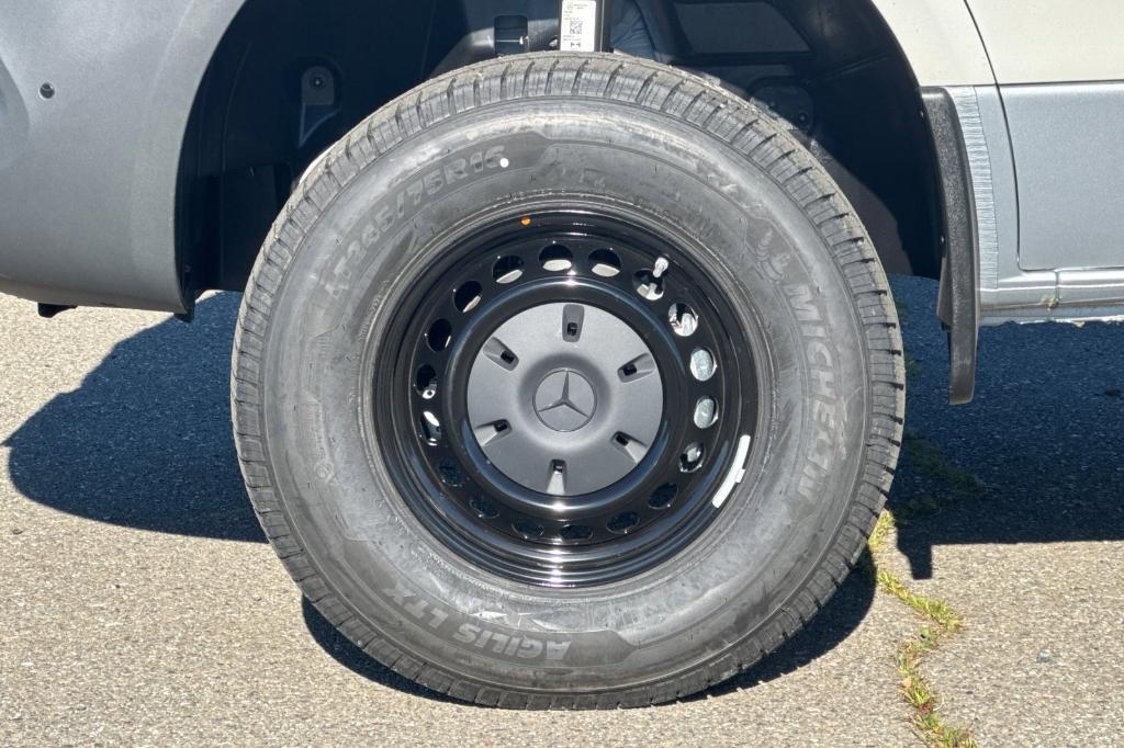new 2025 Mercedes-Benz Sprinter 2500 car, priced at $88,392