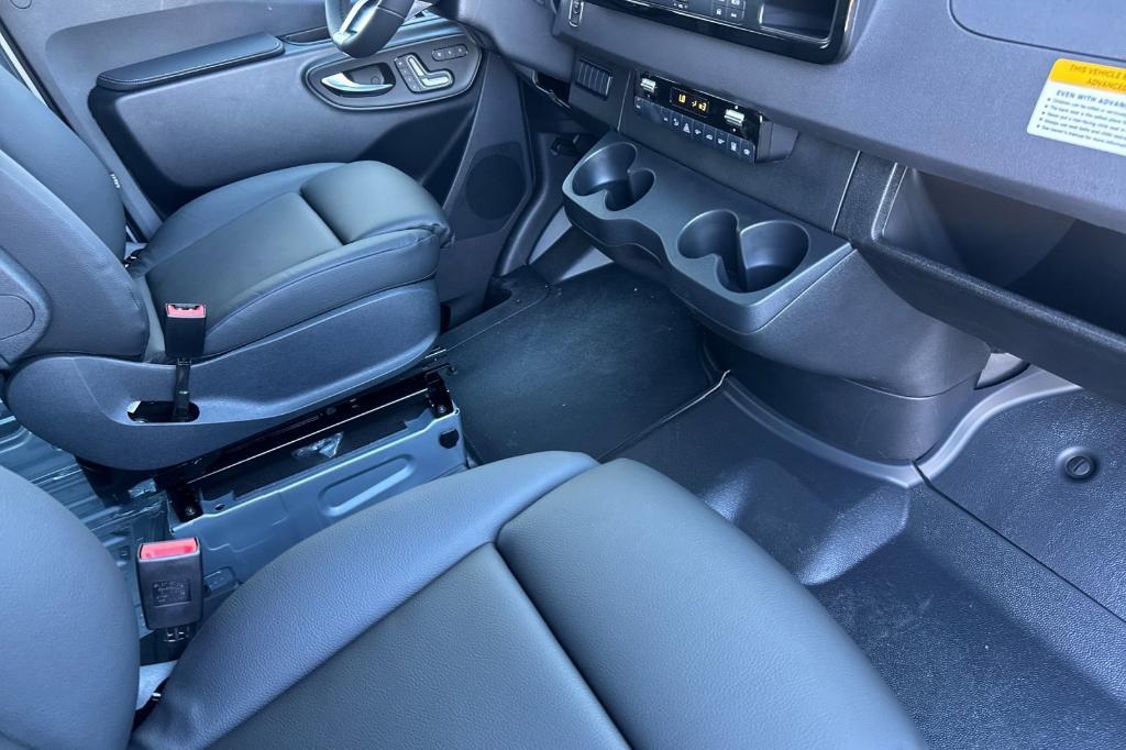 new 2025 Mercedes-Benz Sprinter 2500 car, priced at $88,392