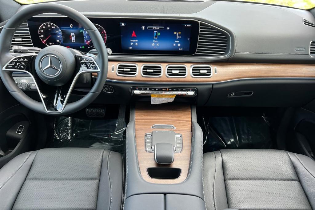 new 2026 Mercedes-Benz GLE 450 car, priced at $80,565