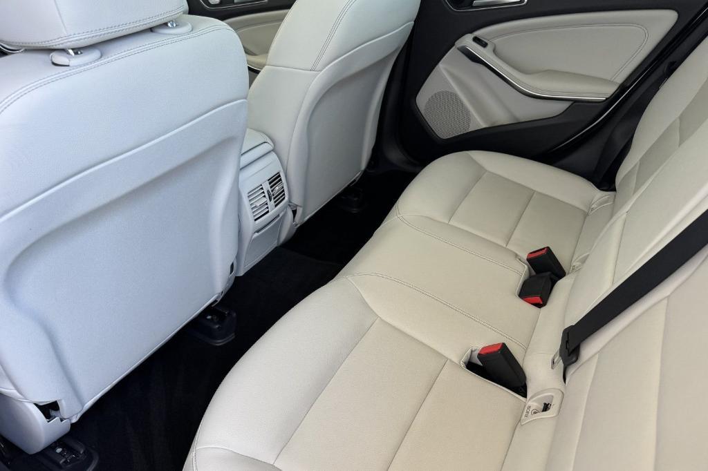used 2020 Mercedes-Benz GLA 250 car, priced at $18,872