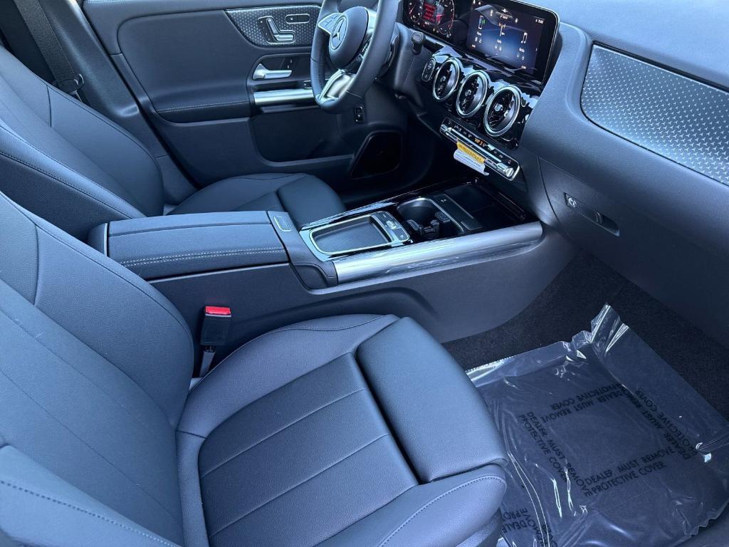 new 2026 Mercedes-Benz GLA 250 car, priced at $45,505