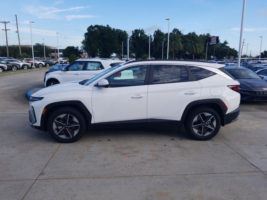new 2026 Hyundai Tucson car, priced at $29,489