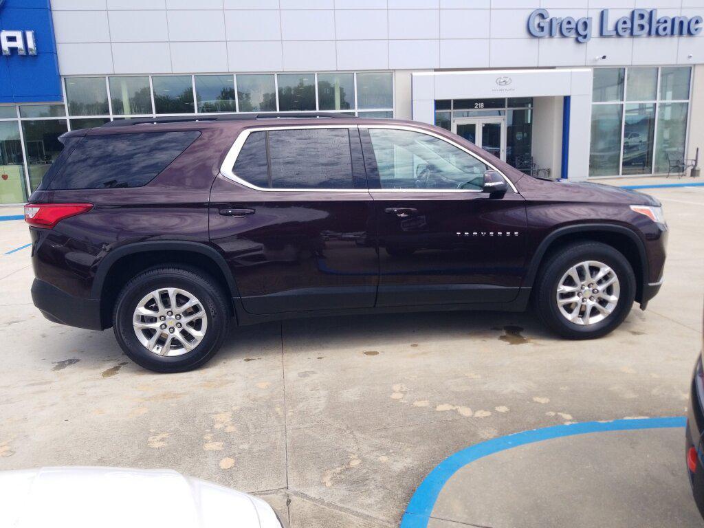 used 2021 Chevrolet Traverse car, priced at $19,999