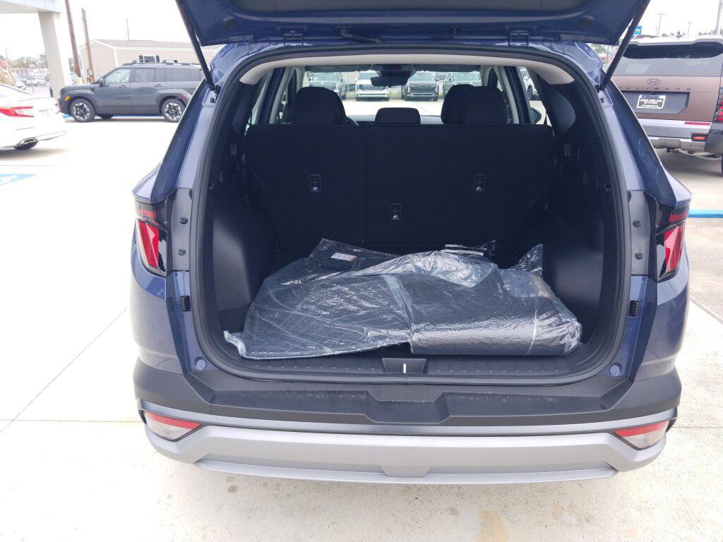 new 2026 Hyundai Tucson car, priced at $28,425