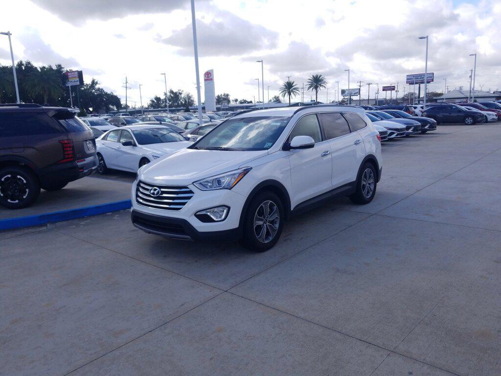 used 2014 Hyundai Santa Fe car, priced at $8,435