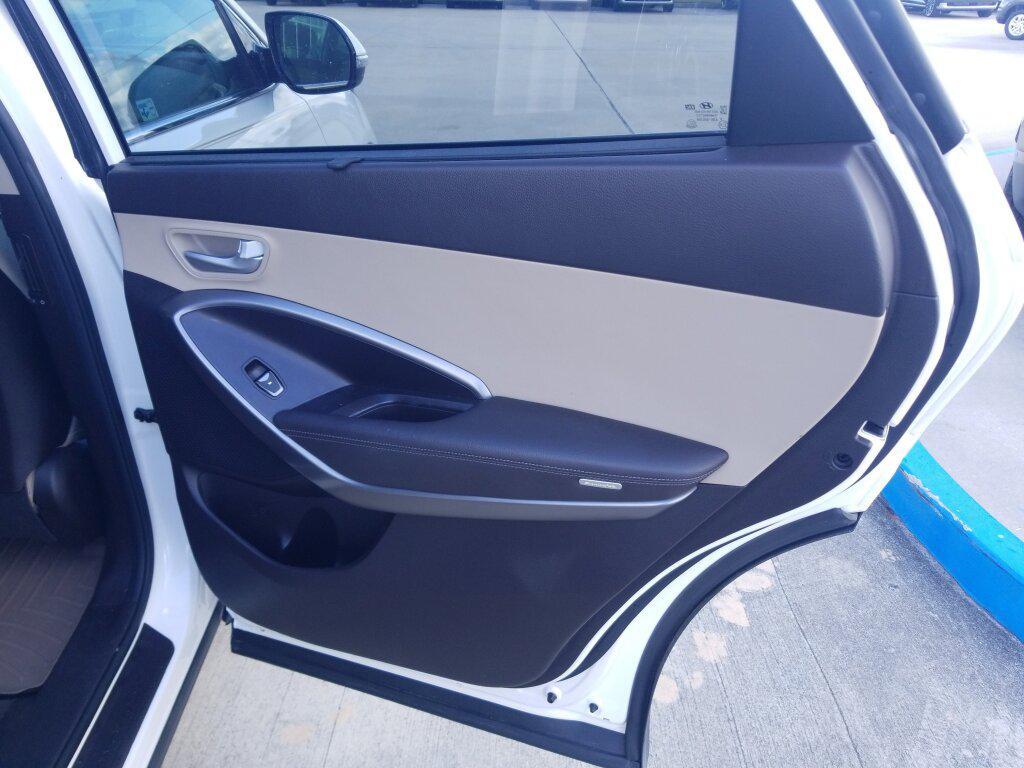 used 2014 Hyundai Santa Fe car, priced at $8,435