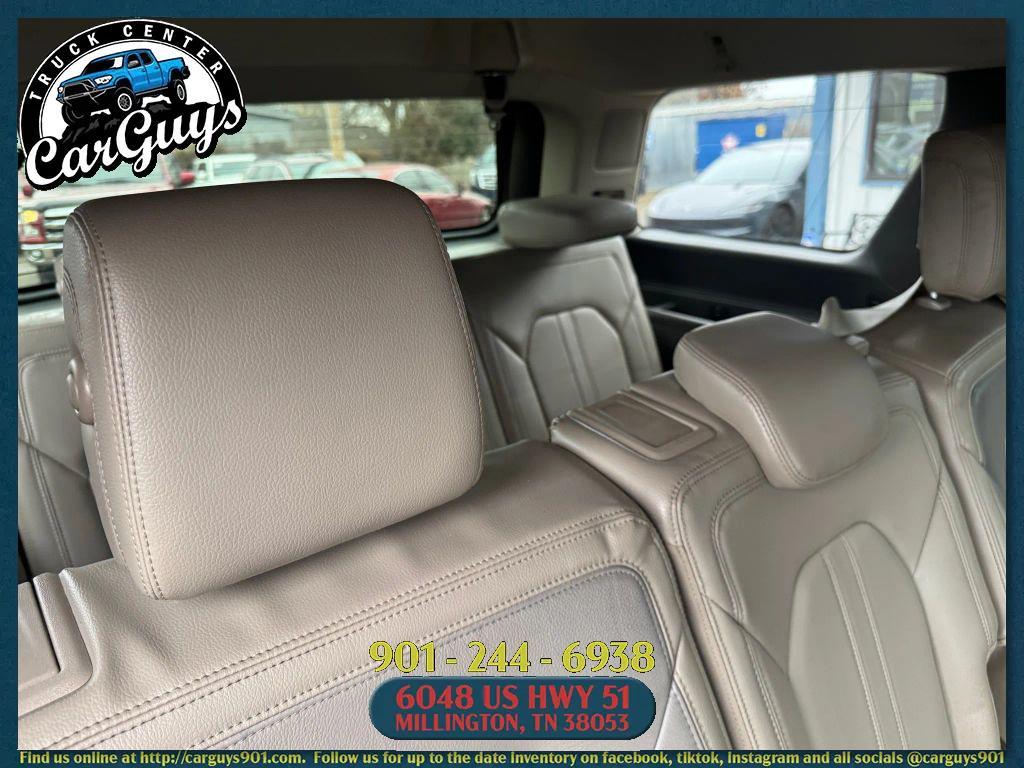 used 2018 Ford Expedition car, priced at $22,699