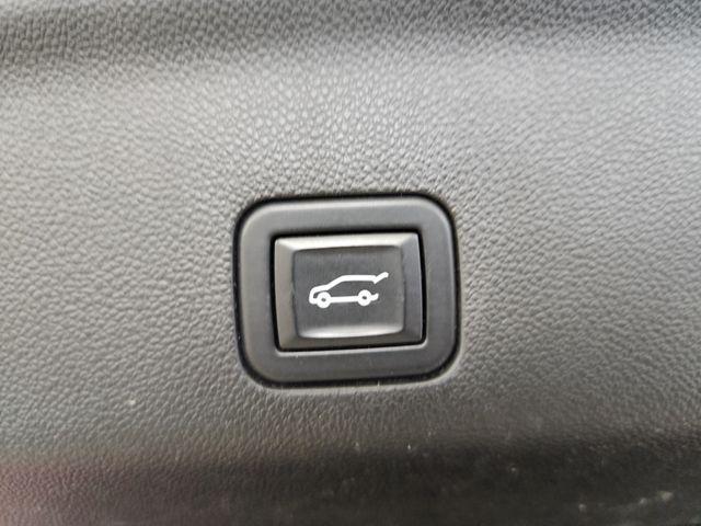 used 2023 GMC Yukon XL car, priced at $54,673