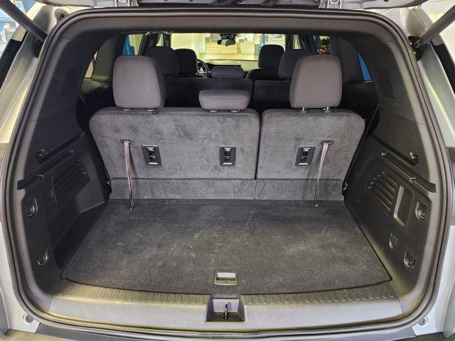 used 2025 GMC Acadia car, priced at $33,494