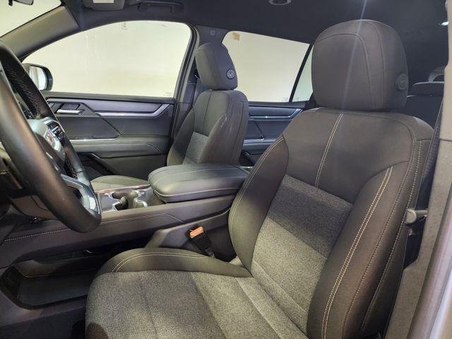 used 2025 GMC Acadia car, priced at $33,494