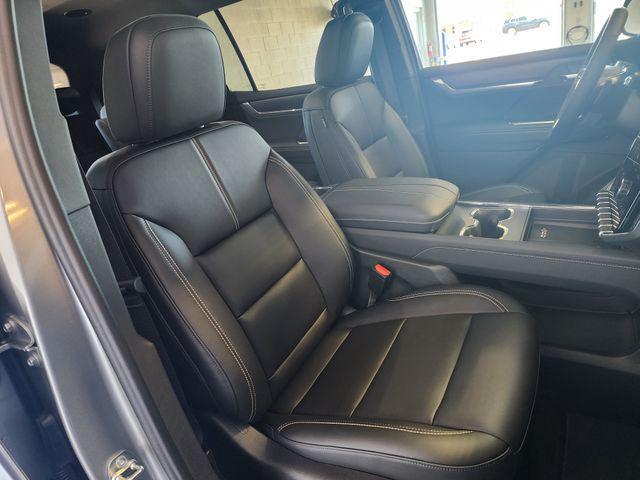 used 2024 GMC Acadia car, priced at $40,621