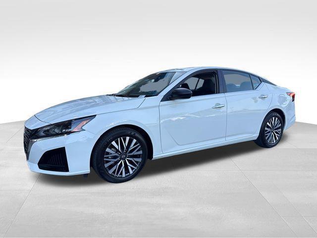used 2025 Nissan Altima car, priced at $21,799