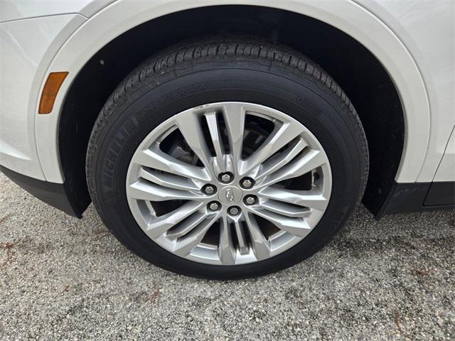 used 2019 Cadillac XT5 car, priced at $22,547