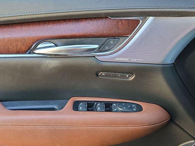 used 2022 Cadillac XT5 car, priced at $36,923