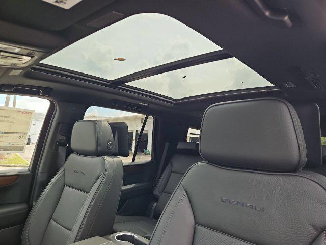 new 2026 GMC Yukon car, priced at $102,702