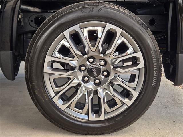 new 2026 GMC Sierra 1500 car, priced at $75,566