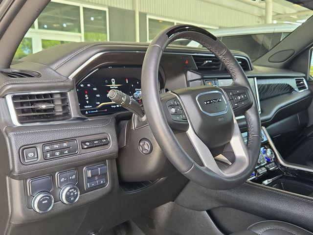 used 2024 GMC Yukon car, priced at $73,626