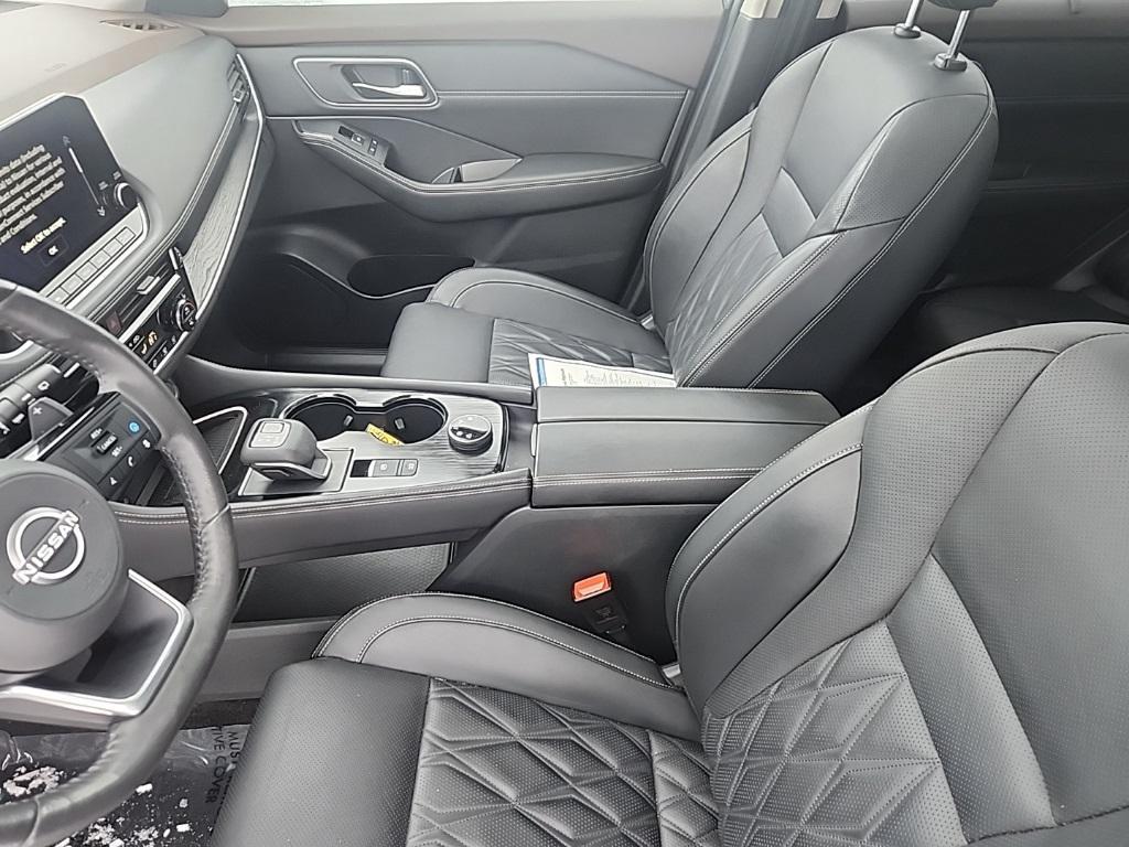 used 2022 Nissan Rogue car, priced at $26,367