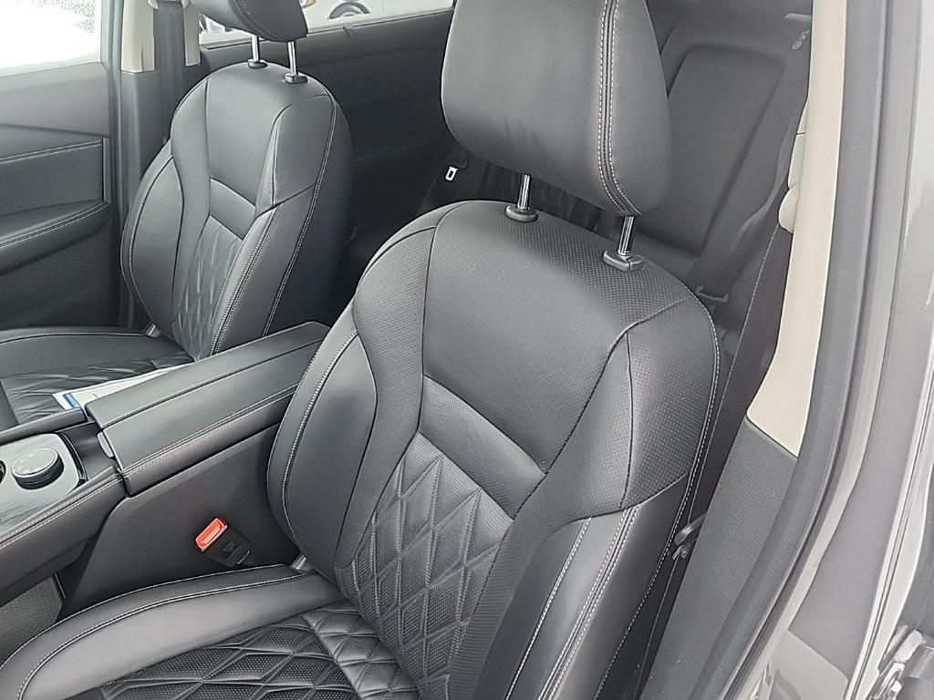 used 2022 Nissan Rogue car, priced at $26,367