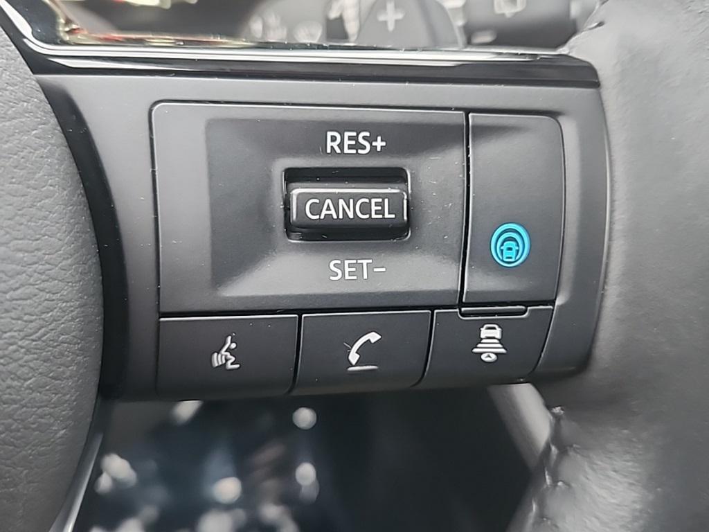 used 2022 Nissan Rogue car, priced at $26,367