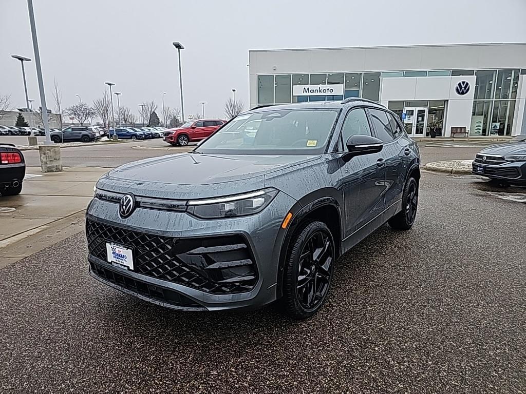 new 2025 Volkswagen Tiguan car, priced at $35,029