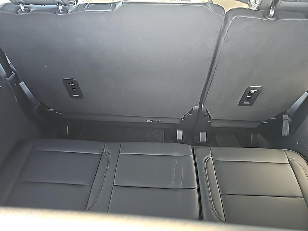 new 2026 Chevrolet Suburban car, priced at $89,325