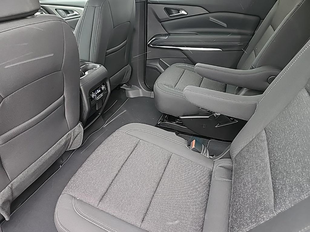 new 2026 Chevrolet Traverse car, priced at $45,900