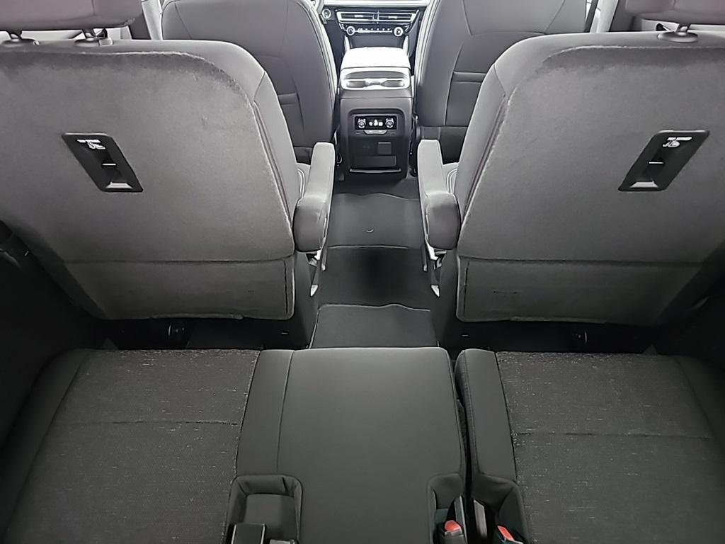 new 2026 Chevrolet Traverse car, priced at $45,900