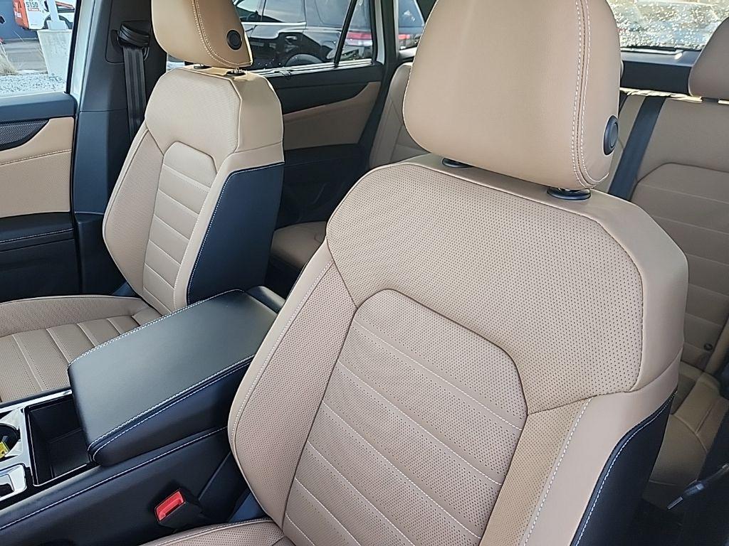 new 2026 Volkswagen Atlas Cross Sport car, priced at $48,292