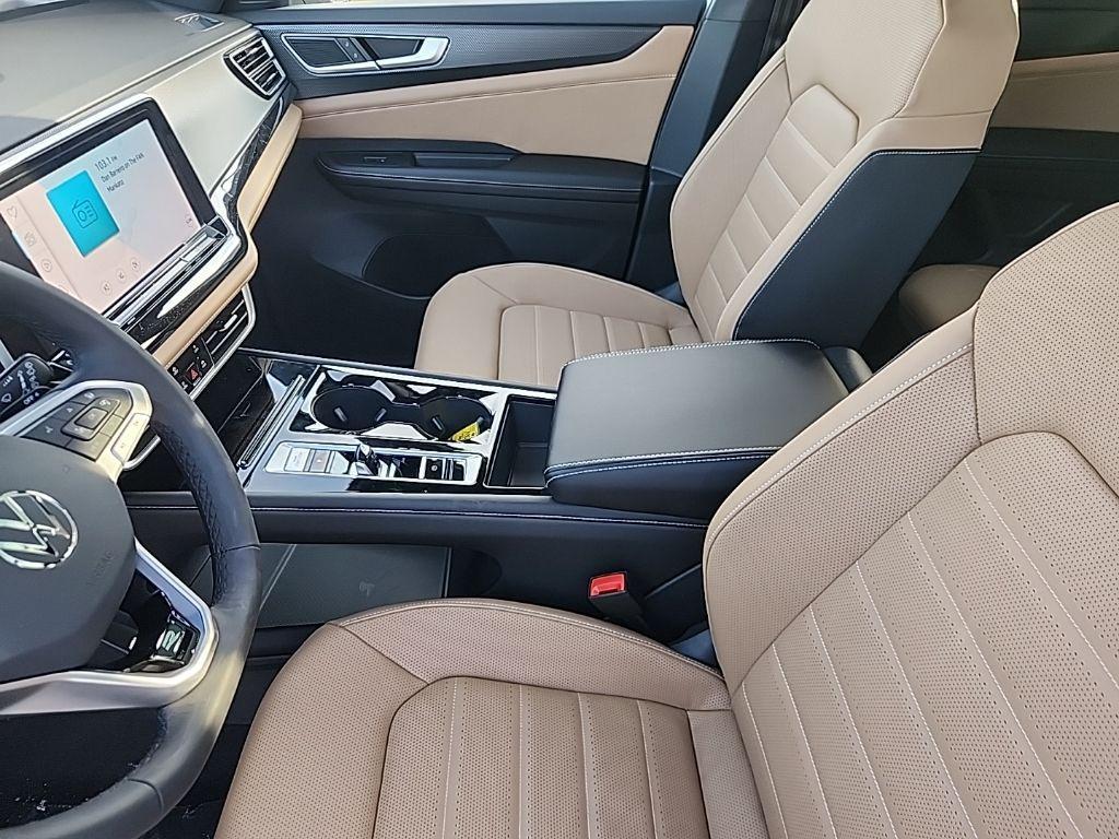 new 2026 Volkswagen Atlas Cross Sport car, priced at $48,292