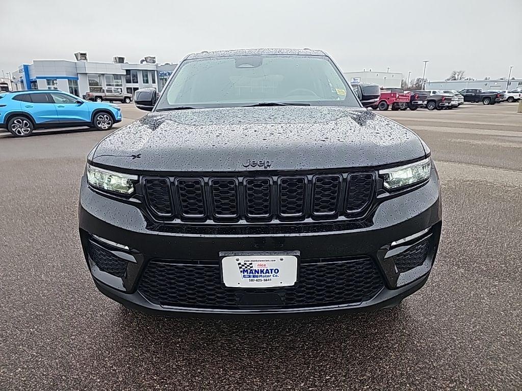 used 2023 Jeep Grand Cherokee car, priced at $31,339