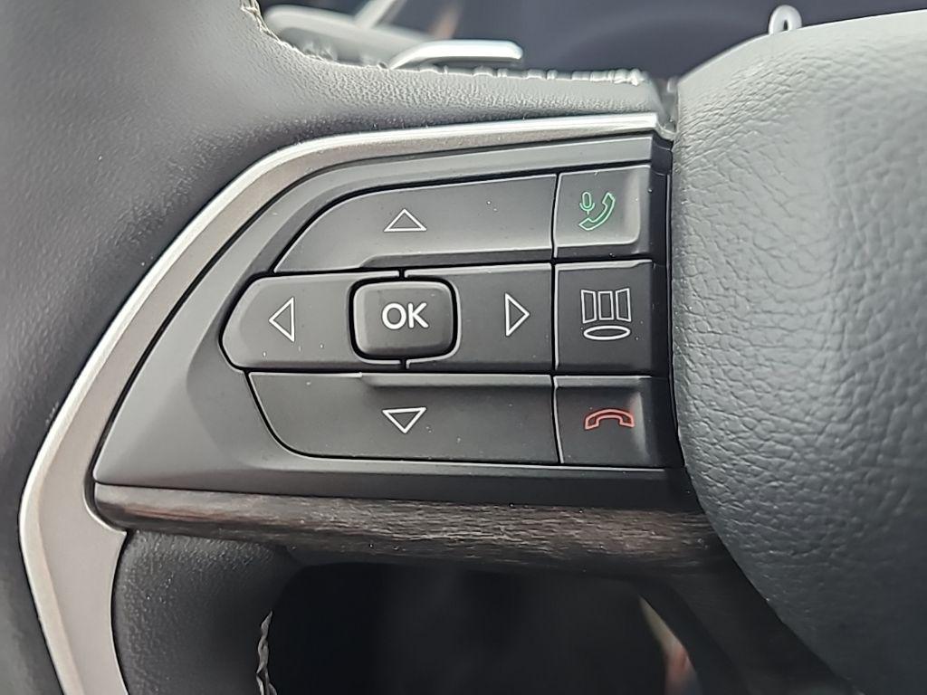 used 2023 Jeep Grand Cherokee car, priced at $31,339