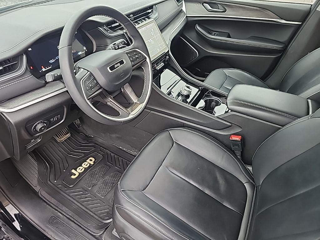 used 2023 Jeep Grand Cherokee car, priced at $31,339