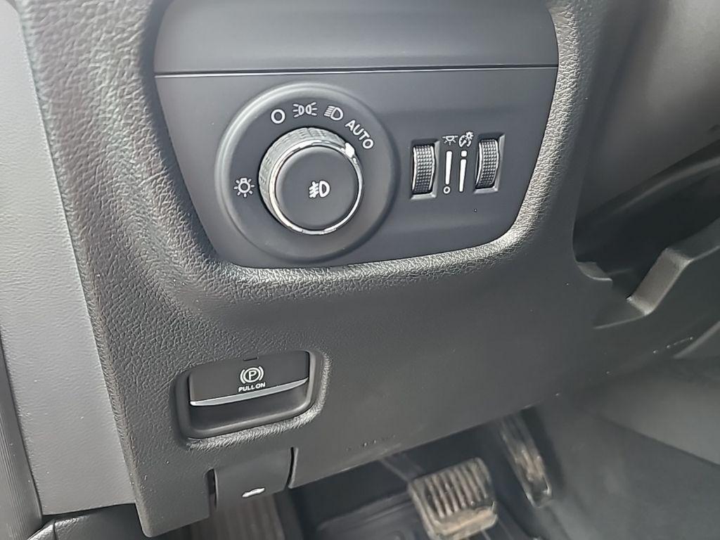 used 2023 Jeep Grand Cherokee car, priced at $31,339