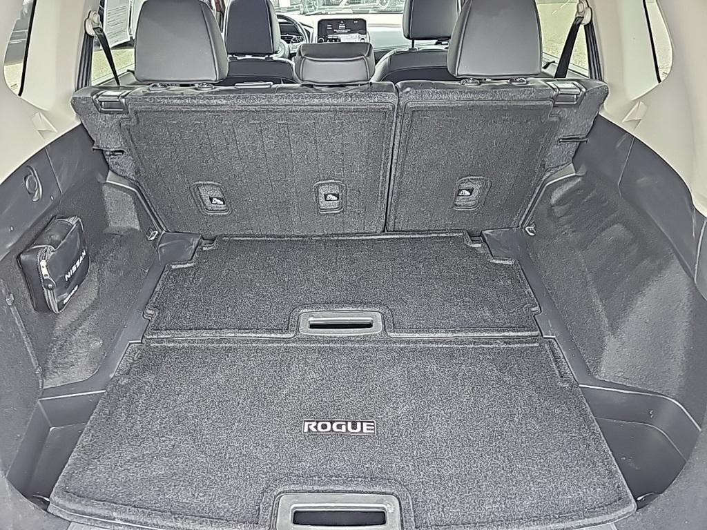 used 2022 Nissan Rogue car, priced at $25,267